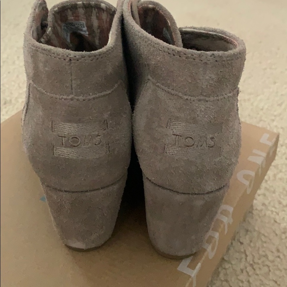 Booties - Picture 6 of 7